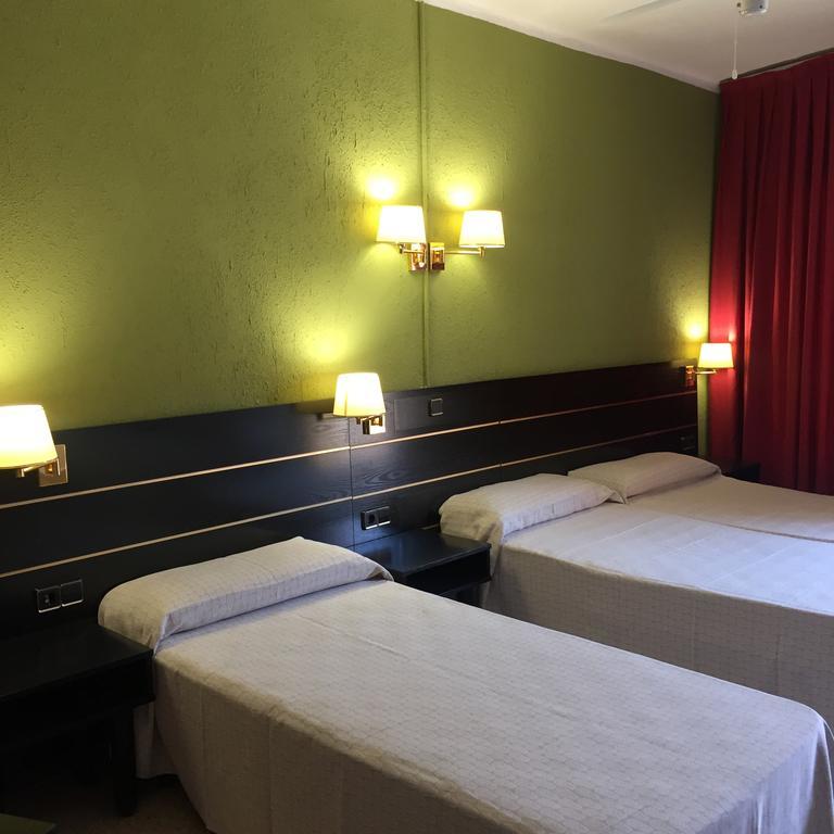 Hotel Proa Astor Льорет-де-Мар Экстерьер фото